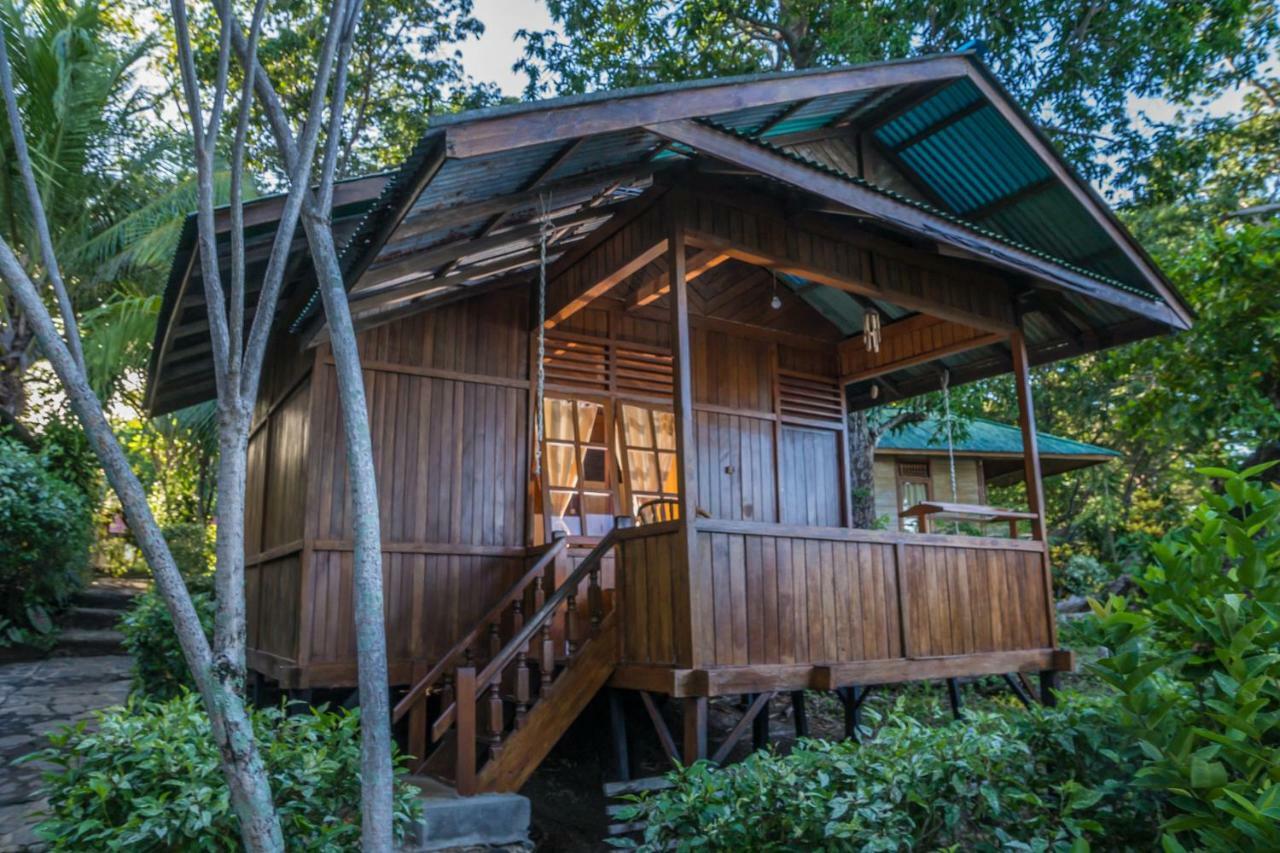 Bunaken Divers Sea Breeze Resort Eksteriør bilde