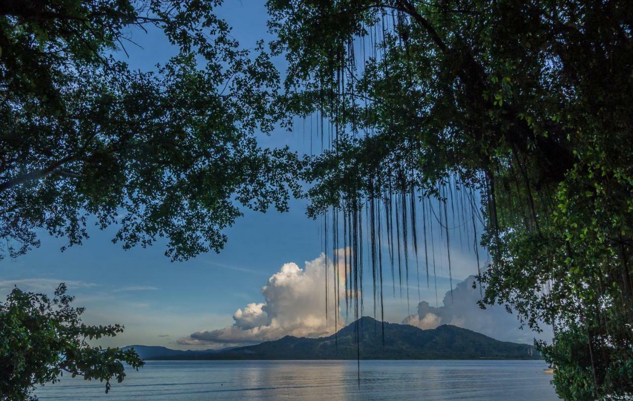 Bunaken Divers Sea Breeze Resort Eksteriør bilde