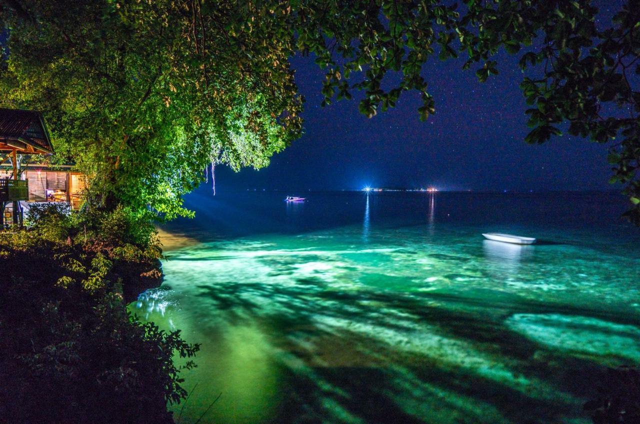 Bunaken Divers Sea Breeze Resort Eksteriør bilde